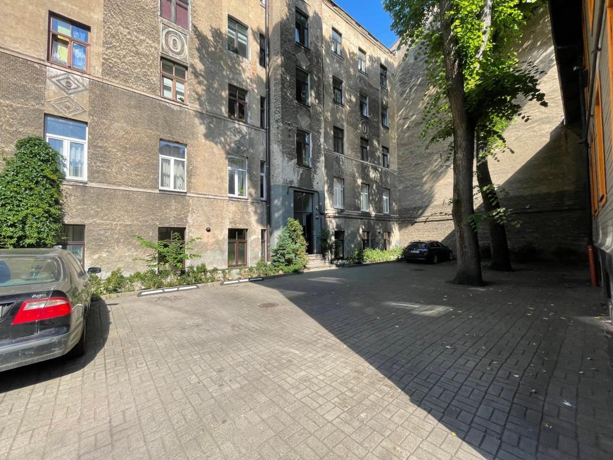 Cozy Home Matisa Apartment, Free Parking, Self Check-In リガ エクステリア 写真